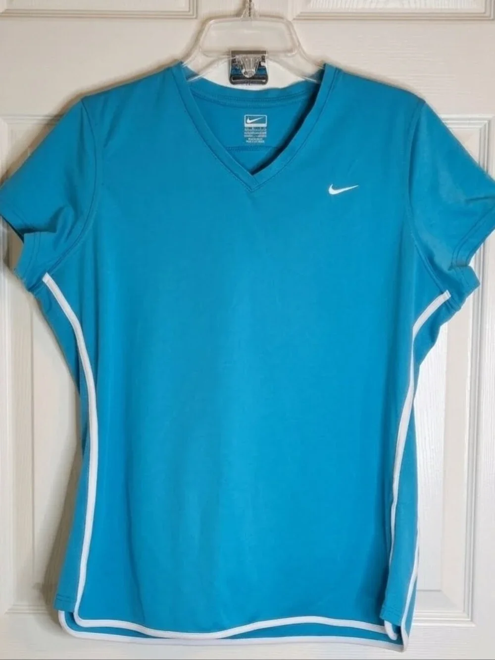 Nike Dry Fit Turquoise Blue V-Neck Athletic Top Short Sleeve White Piping XL